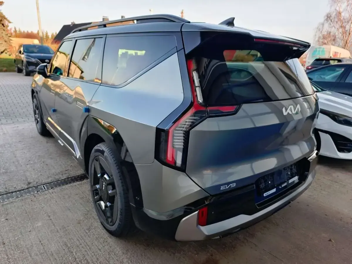 Gebraucht Kia EV9 GT-Line 283 kW (385 PS) 2023 Grau SUV