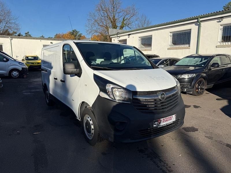 Weiß Gebraucht 2015 Opel Vivaro Van | 6.999 € (Superpreis) - Bild 1/4