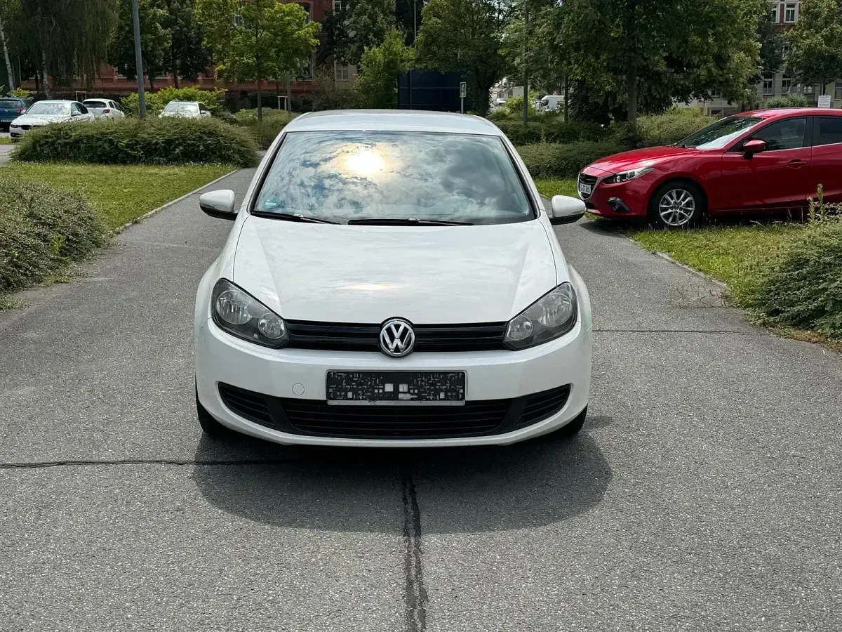 Gebraucht VW Golf VI 80 PS (58 kW) 2009 Weiß Kleinwagen