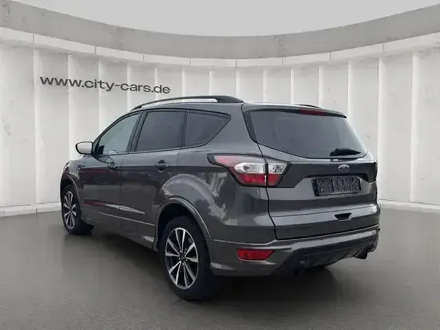 Używany Ford Kuga ST-Line 175 KM (128 kW) 2020 Szary SUV