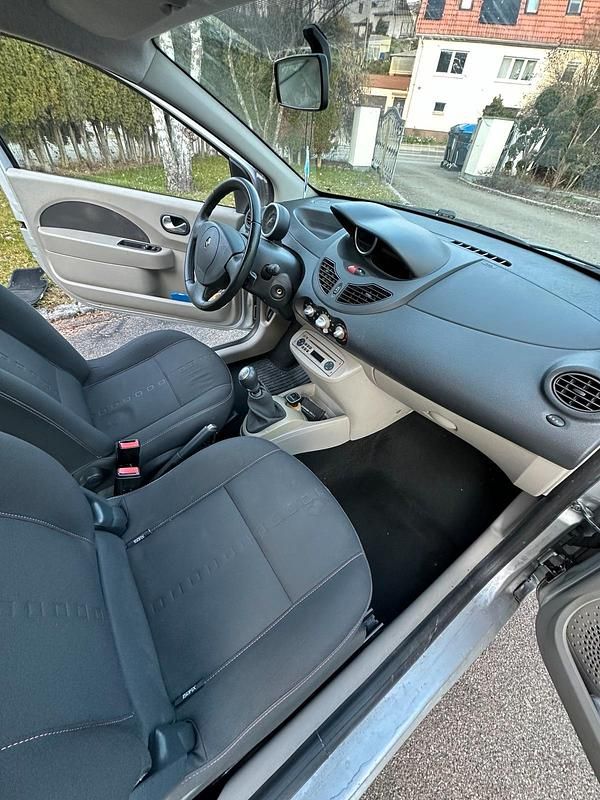 Gebraucht Renault Twingo 76 PS (55 kW) 2009 Grau Kleinwagen