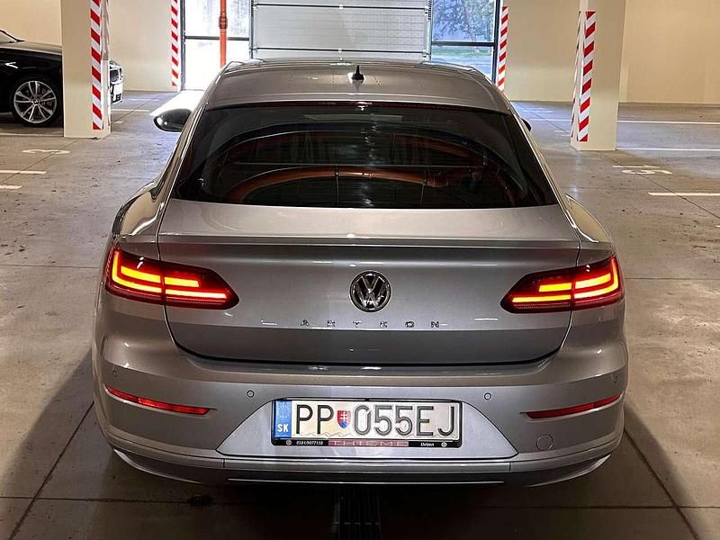 Gebraucht VW Arteon 150 PS (110 kW) 2019 Silber Kleinwagen