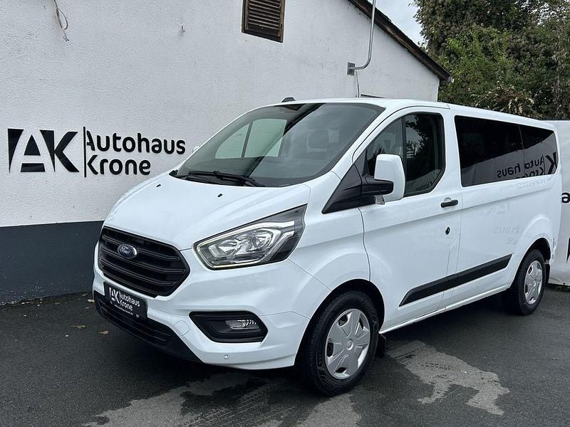 Weiß Gebraucht 2020 Ford Transit Custom Trend Van / Kleinbus | 18.990 € (Guter Preis) - Bild 1/4