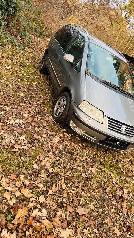 Gebraucht VW Sharan 131 PS (96 kW) 2004 Andere farben Van / Kleinbus