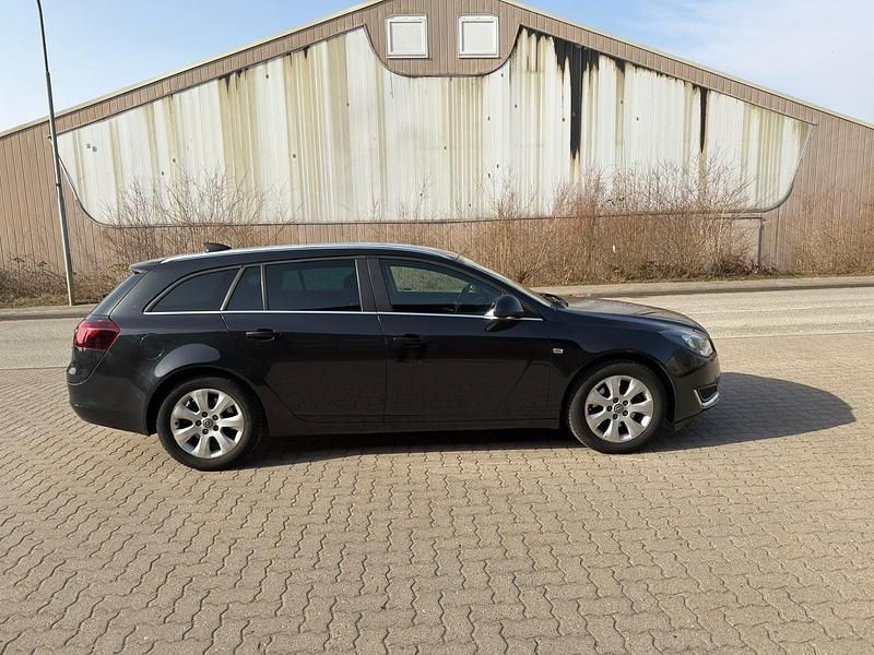 Gebraucht Opel Insignia 175 PS (128 kW) 2016 Schwarz Limousine
