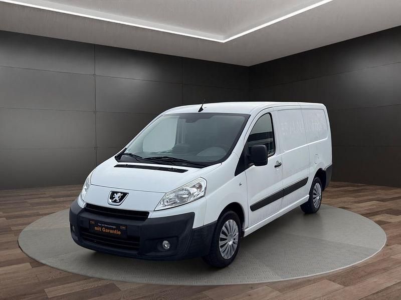 Gebraucht Peugeot Expert 128 PS (94 kW) 2012 Weiß Van