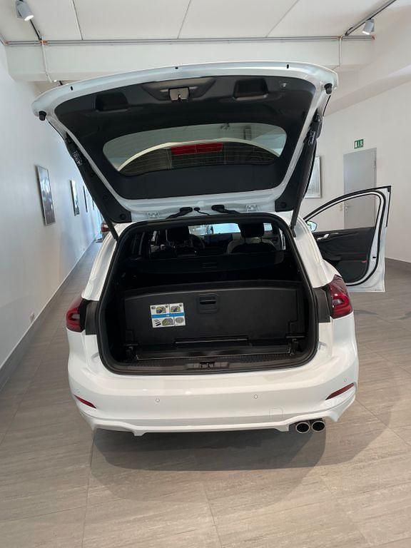 Gebraucht Ford Focus ST-Line X 125 PS (91 kW) 2022 Weiß Kombi