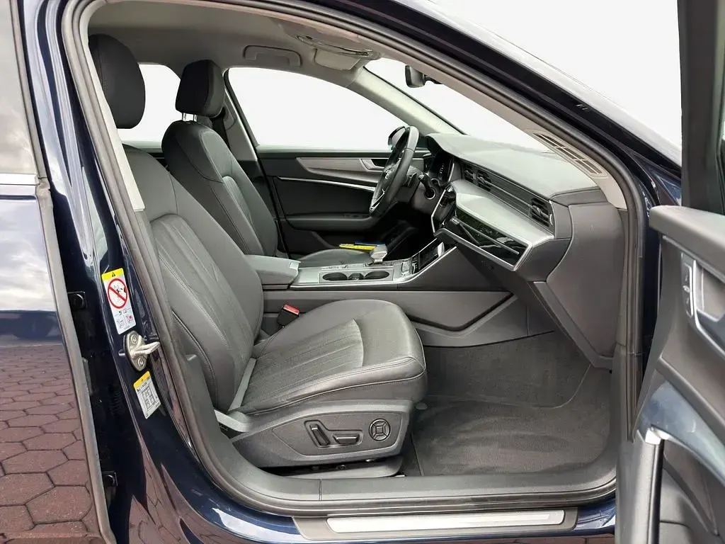 Gebraucht Audi A6 Design 265 PS (194 kW) 2022 Firmamentblau metallic Kombi