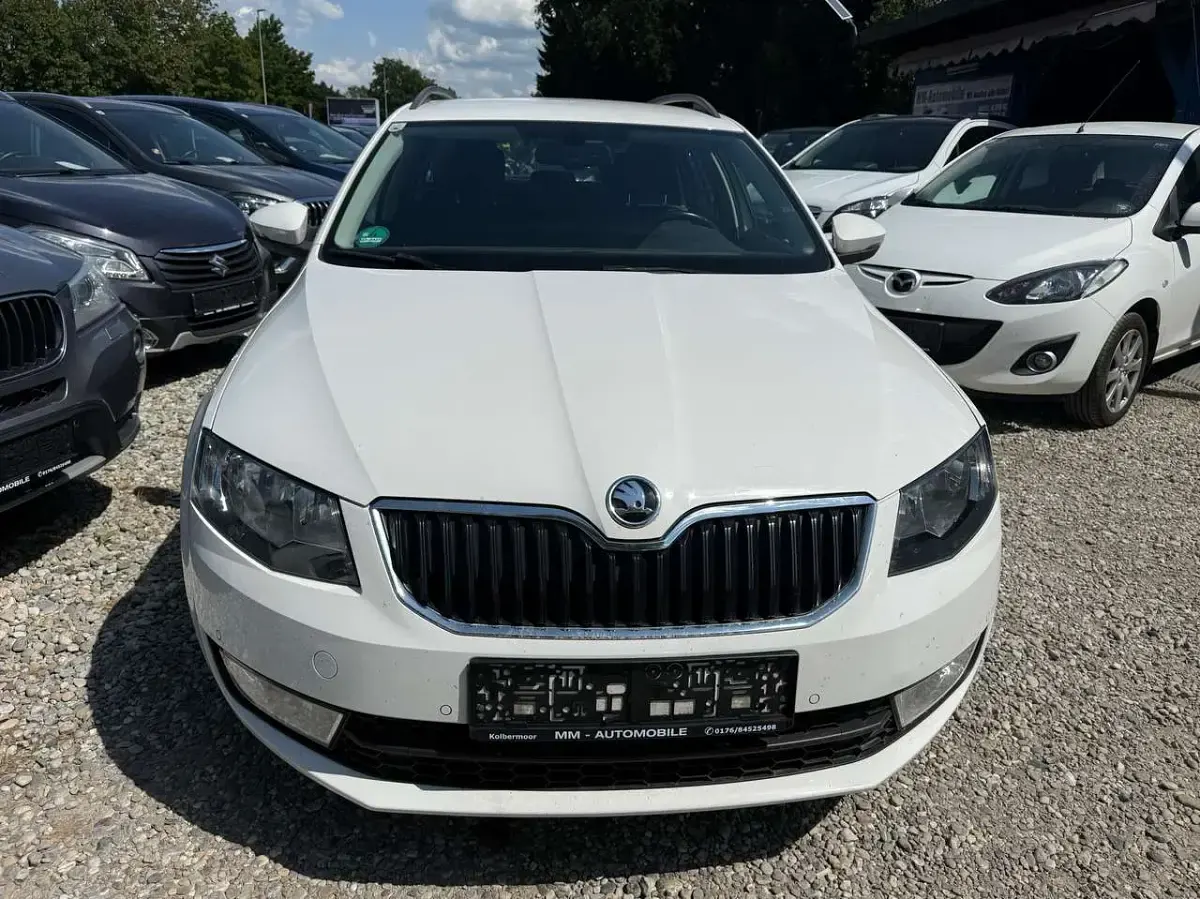 Gebraucht Skoda Octavia 110 PS (80 kW) 2015 Weiß Kombi