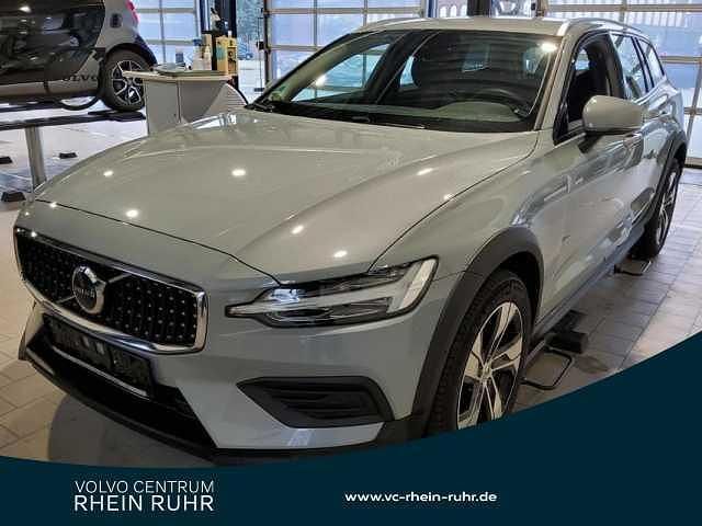 Gebraucht 2023 Volvo V60 CC Kombi | 36.490 € (Guter Preis) - Bild 1/2