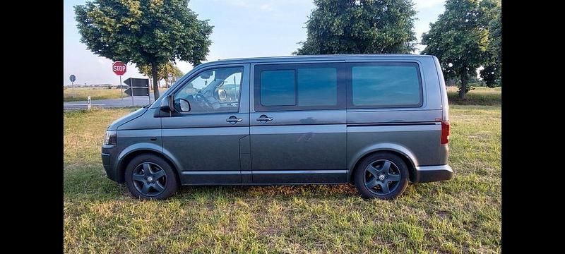 Gebraucht VW Multivan 174 PS (127 kW) 2004 Grau Van