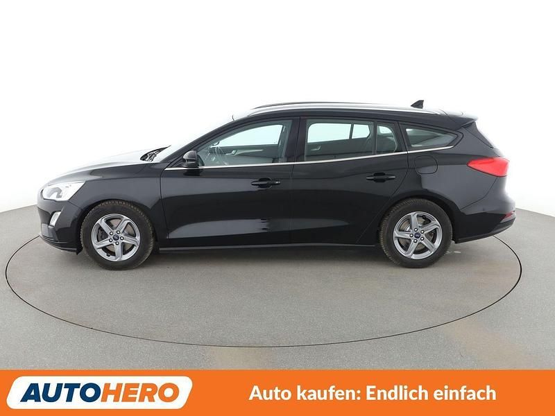 Gebraucht Ford Focus Titanium 125 PS (91 kW) 2019 Schwarz Kombi
