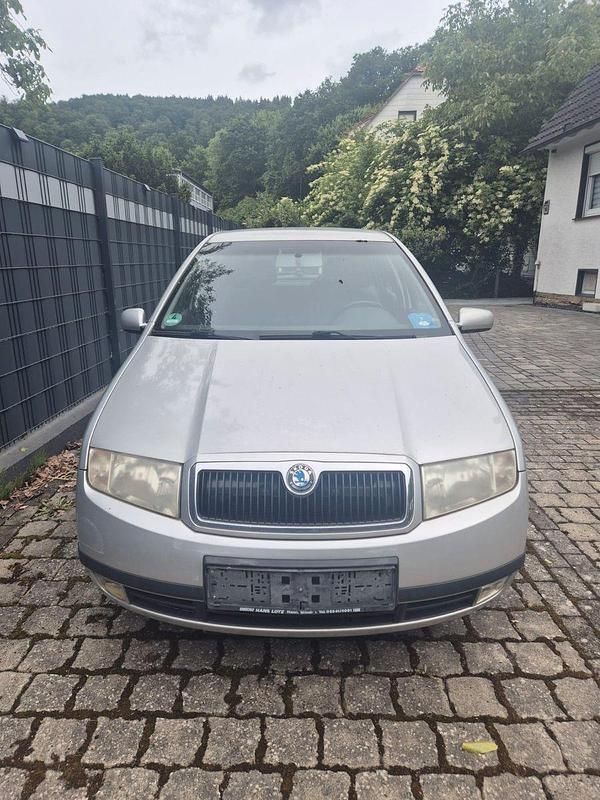Silber Gebraucht 2003 Skoda Fabia Classic Limousine | 1.290 € (Guter Preis) - Bild 1/4