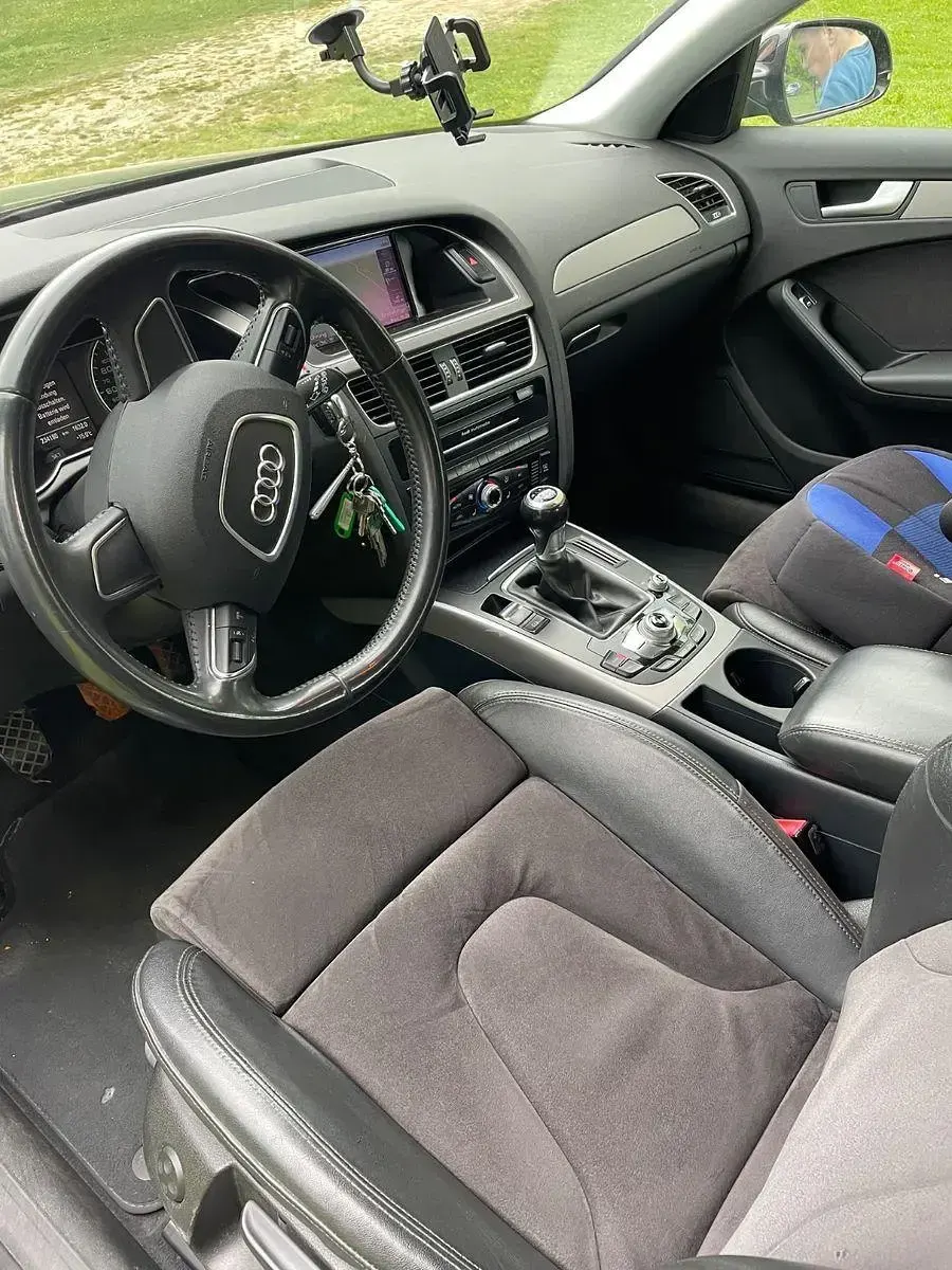 Gebraucht Audi A4 Ambiente 204 PS (150 kW) 2013 Grau Kombi