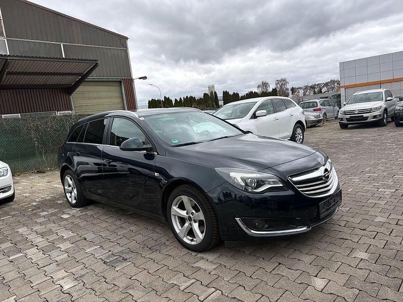 Gebraucht Opel Insignia Edition 140 PS (102 kW) 2014 Grün Kombi