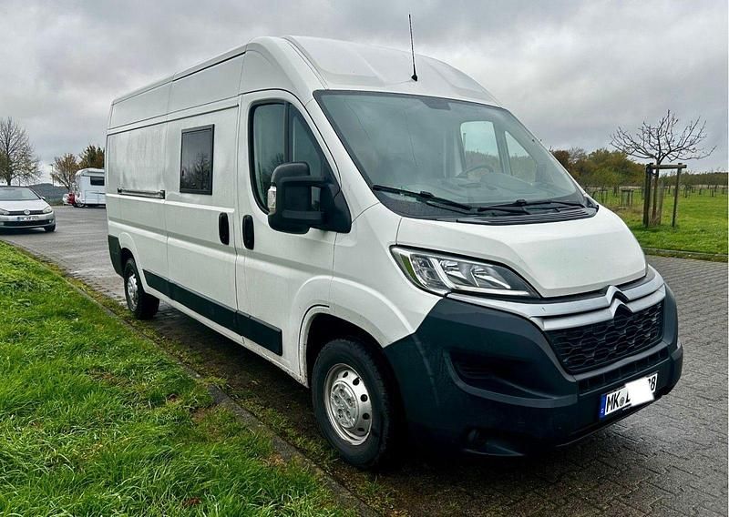 Weiß Gebraucht 2016 Citroën Jumper Van / Kleinbus | 14.500 € (Guter Preis) - Bild 1/4