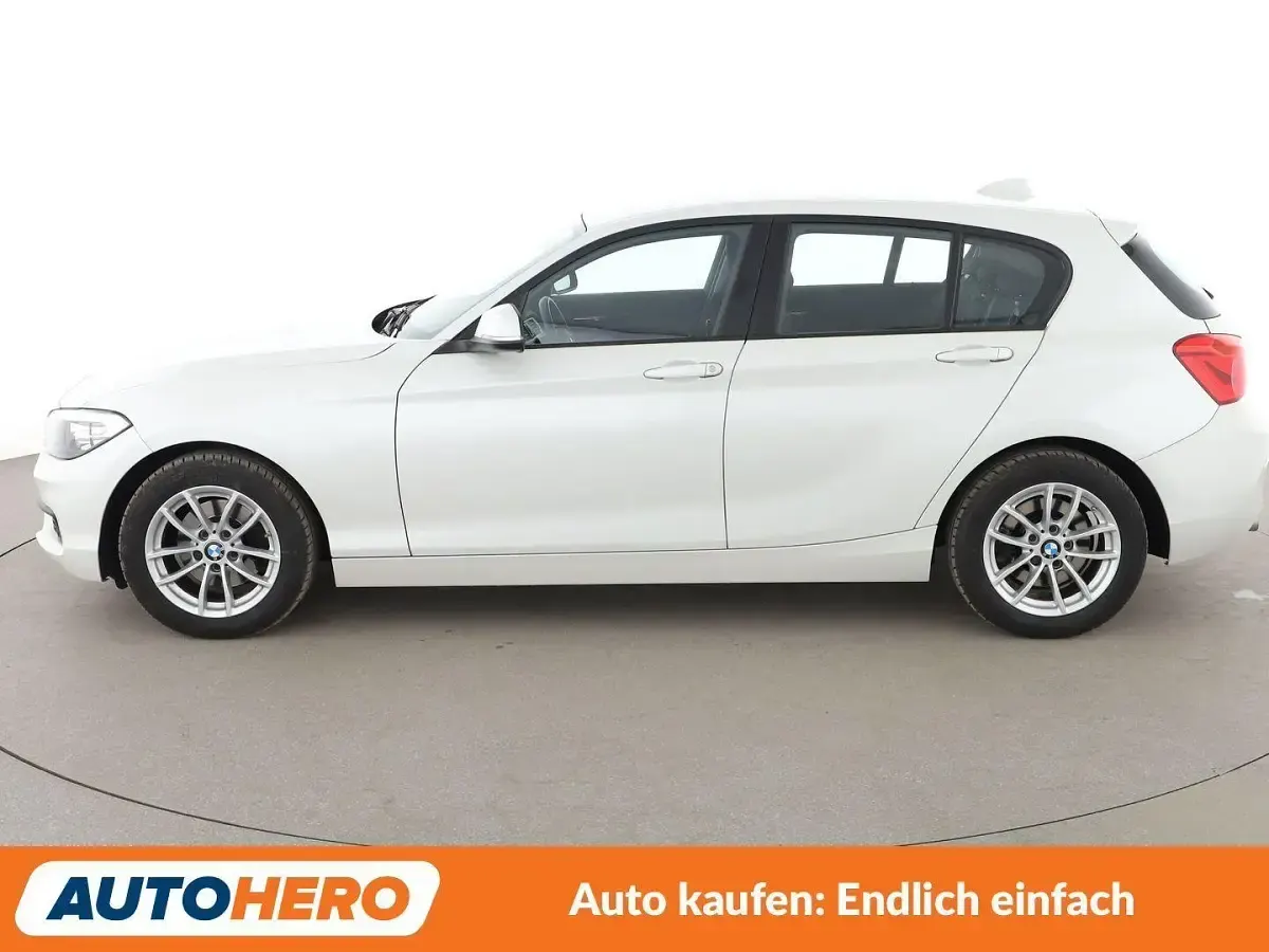 Gebraucht BMW 120 Advantage 184 PS (135 kW) 2019 Weiß Kleinwagen
