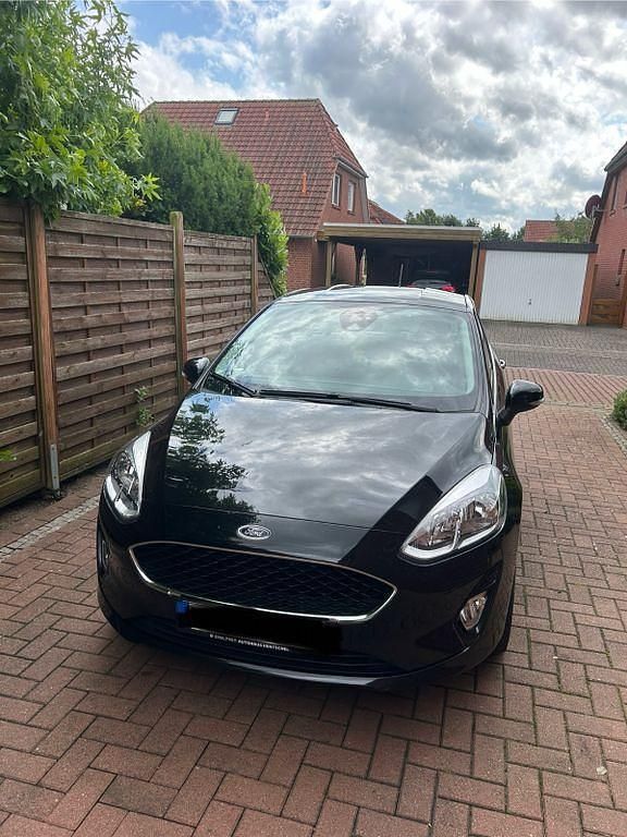 Schwarz Gebraucht 2019 Ford Fiesta Cool & Connect Kleinwagen | 9.000 € (Guter Preis) - Bild 1/4