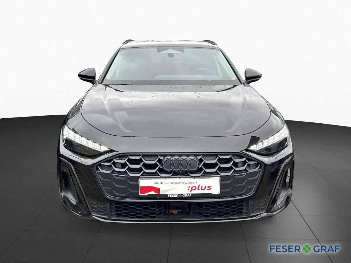 Second-hand Audi A5 S-Line 150 CP (110 kW) 2025 Negru Break