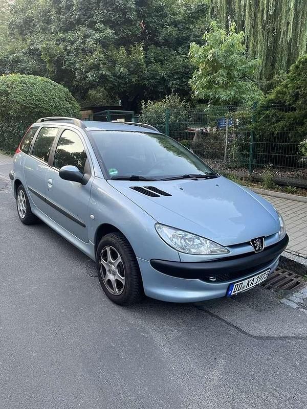 Gebraucht Peugeot 206 Filou 88 PS (64 kW) 2004 Grau Kombi