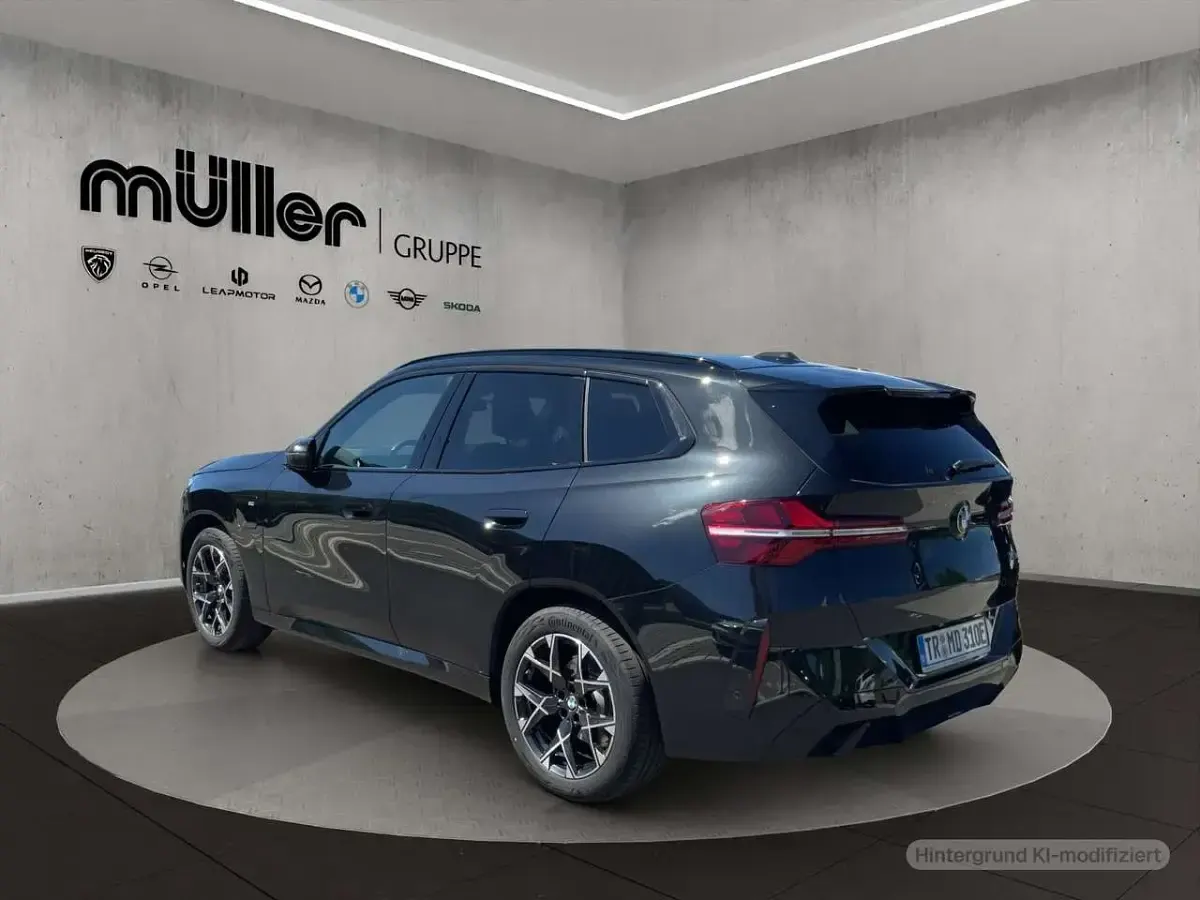 Gebraucht BMW X3 M Sport 299 PS (219 kW) 2026 Black sapphire metallic SUV