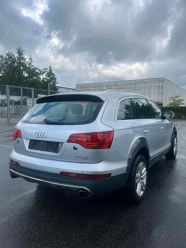 Silber Gebraucht 2007 Audi Q7 SUV | 4.800 € (Superpreis) - Bild 1/4