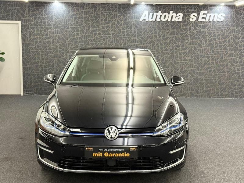 Schwarz Gebraucht 2017 VW e-Golf Kleinwagen | 14.499 € (Fairer Preis) - Bild 1/4
