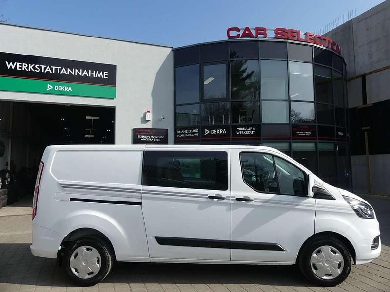 Gebraucht Ford Transit Custom 131 PS (96 kW) 2021 Frozen white Van