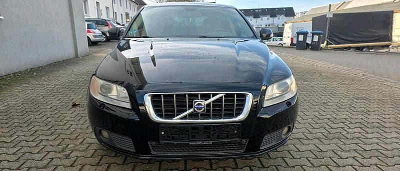 Schwarz Gebraucht 2008 Volvo V70 Kombi | 7.490 € (Guter Preis) - Bild 1/4