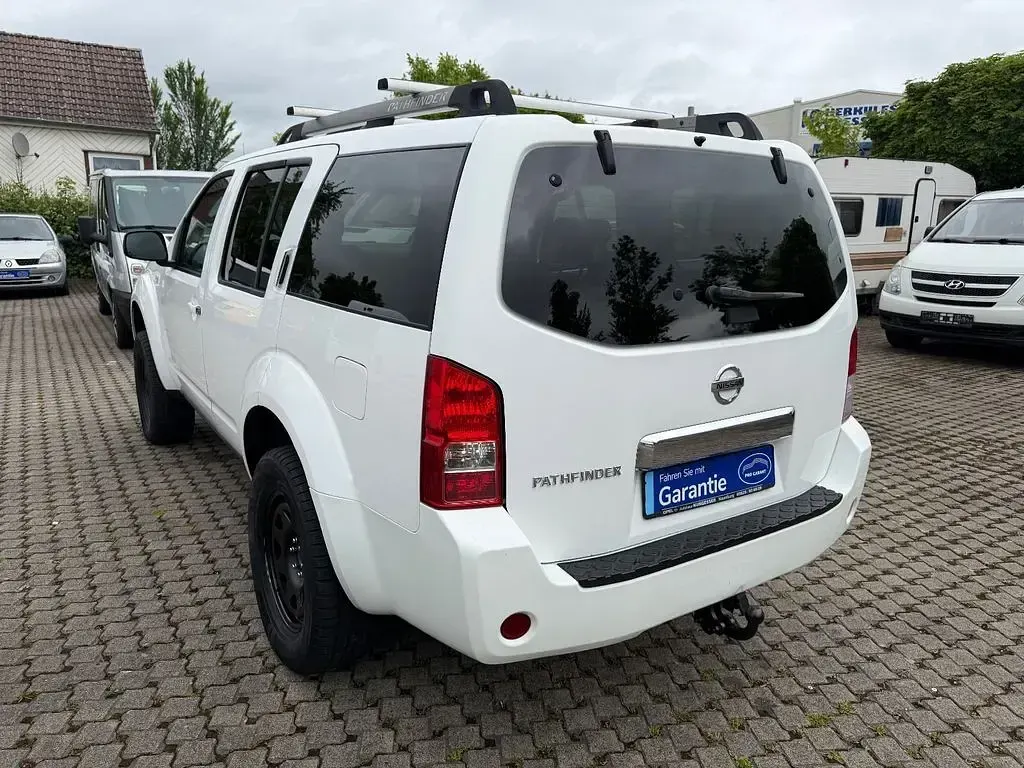 Gebraucht Nissan Pathfinder 174 PS (127 kW) 2005 Weiß SUV