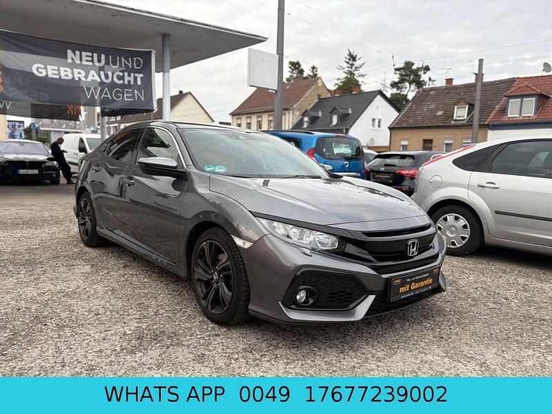 Grau Gebraucht 2018 Honda Civic Elegance Limousine | 13.999 € (Fairer Preis) - Bild 1/3