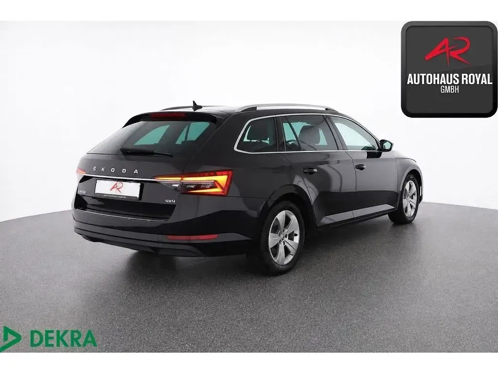 Gebraucht Skoda Superb Style 200 PS (147 kW) 2021 Schwarz (metallic) Kombi