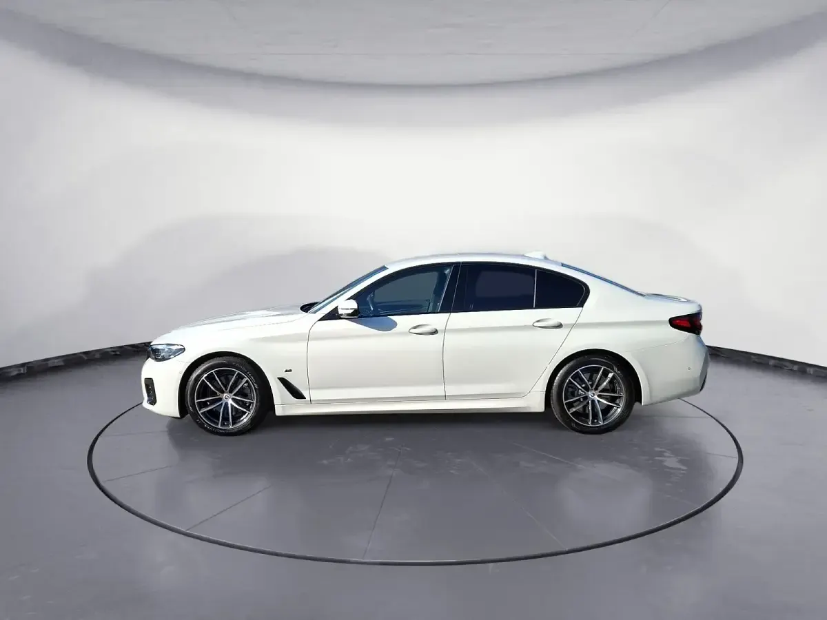 Gebraucht BMW 520 M Sport 190 PS (139 kW) 2023 Limousine