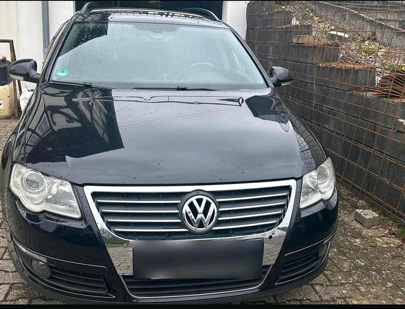 Second-hand VW Passat 140 CP (102 kW) 2009 Negru Break