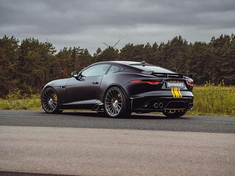 Svo premium palette black Gebraucht 2023 Jaguar F-Type R Coupé | 119.000 € - Bild 1/4