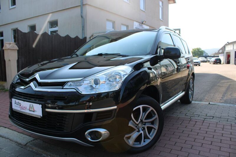 Schwarz Gebraucht 2013 Citroën C-Crosser Exclusive SUV | 5.990 € (Etwas zu teuer) - Bild 1/4