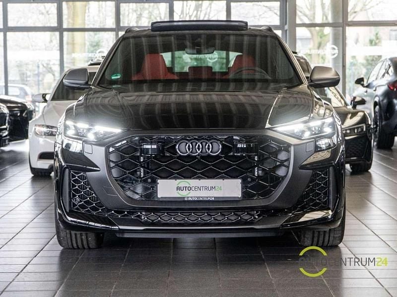 Neu Audi RS Q8 Performance 640 PS (470 kW) 2025 Schwarz SUV