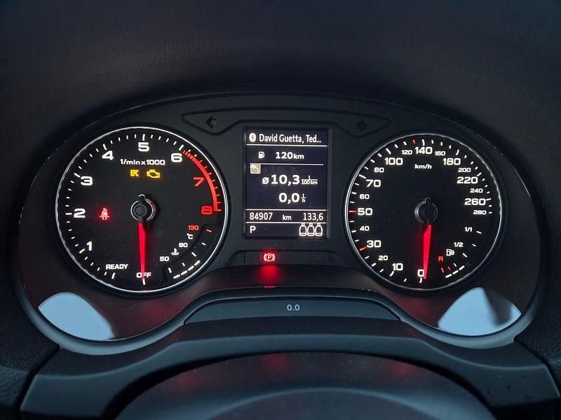 Gebraucht Audi A3 Sport 150 PS (110 kW) 2018 Grau Limousine