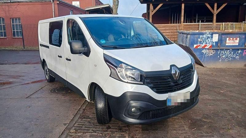 Gebraucht Renault Trafic 95 PS (69 kW) 2018 Weiß Van / Kleinbus