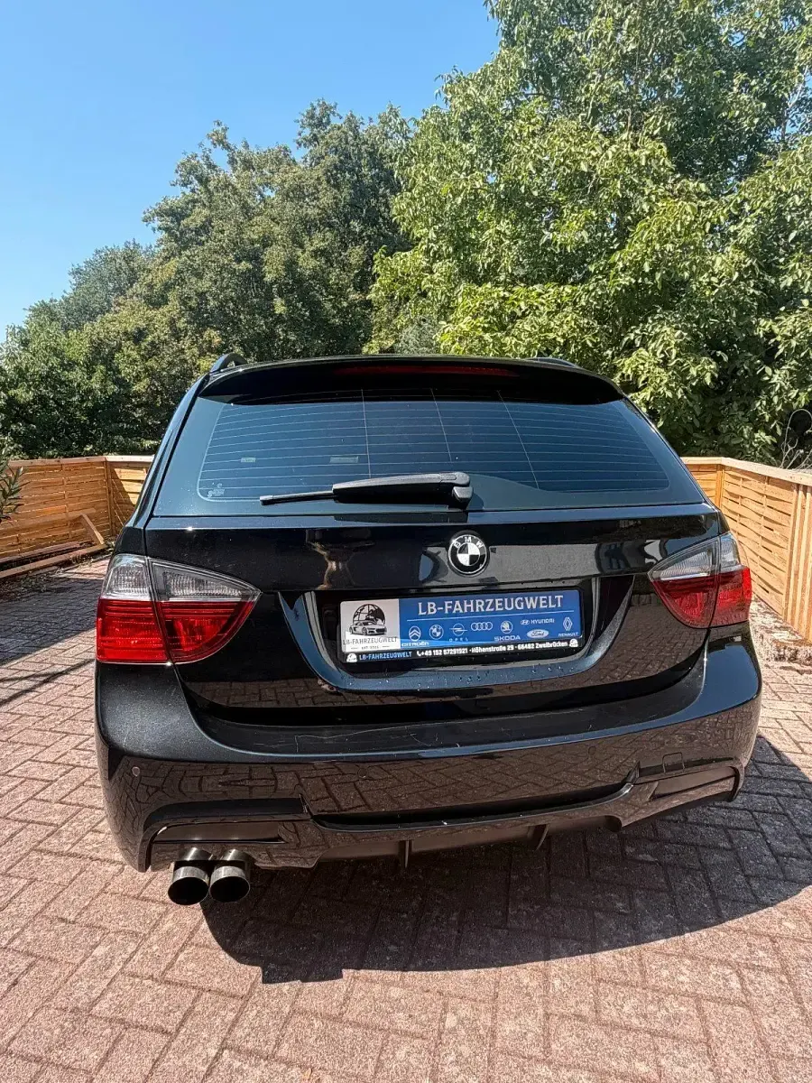 Gebraucht BMW 325 M Sport 217 PS (159 kW) 2006 Schwarz Kombi