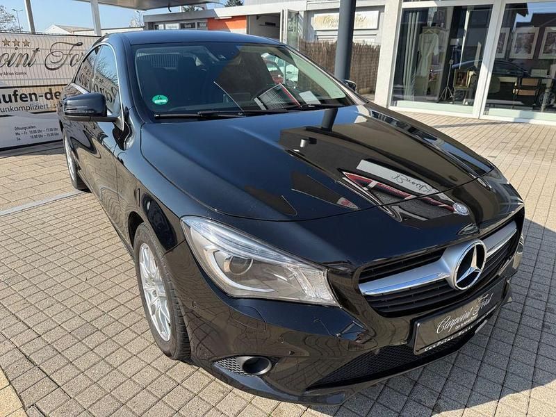 Gebraucht Mercedes CLA220 170 PS (125 kW) 2015 Schwarz Limousine