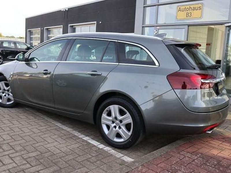 Gebraucht Opel Insignia Innovation 170 PS (125 kW) 2017 Grau Kombi