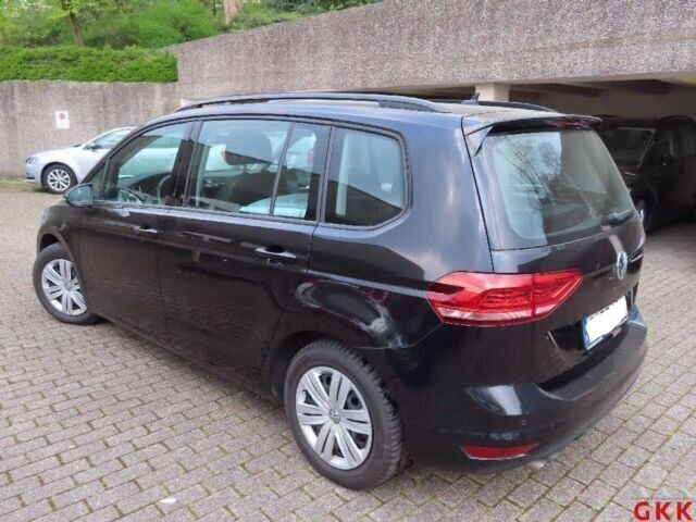 Gebraucht VW Touran Comfortline 150 PS (110 kW) 2018 Schwarz metallic Van / Kleinbus