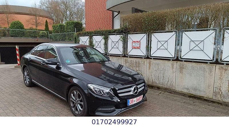 Gebraucht Mercedes C180 156 PS (114 kW) 2017 Schwarz Limousine