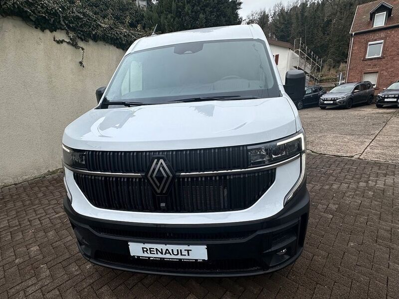 Gebraucht Renault Master 150 PS (110 kW) 2025 Weiß (mineralweiß) Van