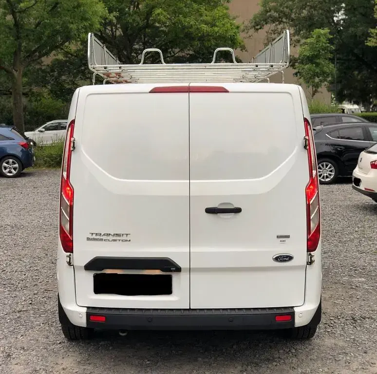 Gebraucht Ford Transit Custom 131 PS (96 kW) 2018 Weiß Van / Kleinbus