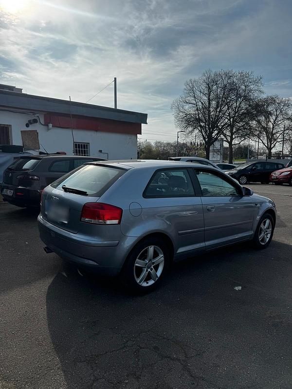 Gebraucht Audi A3 150 PS (110 kW) 2005 Violet Kleinwagen