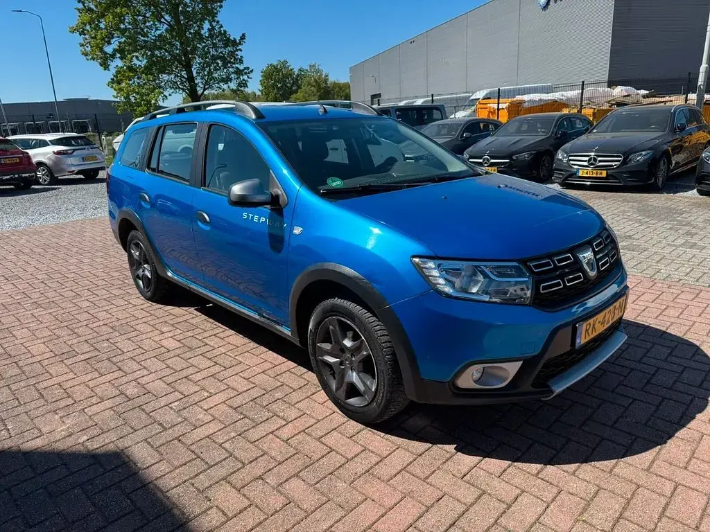 Gebraucht Dacia Logan MCV Celebration 90 PS (66 kW) 2017 Blau Kombi