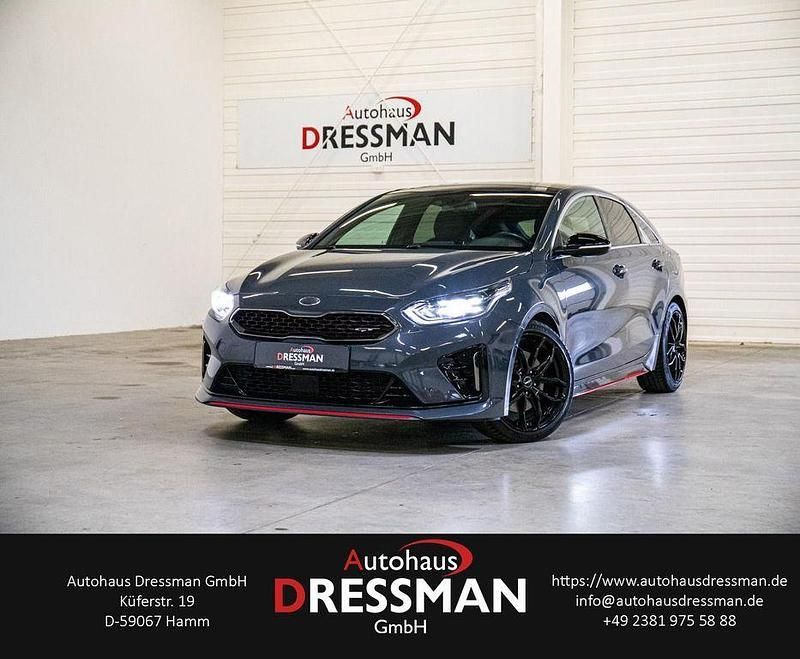 (h8g) pentametal met. Gebraucht 2019 Kia ProCeed GT Kleinwagen | 20.488 € (Fairer Preis) - Bild 1/4