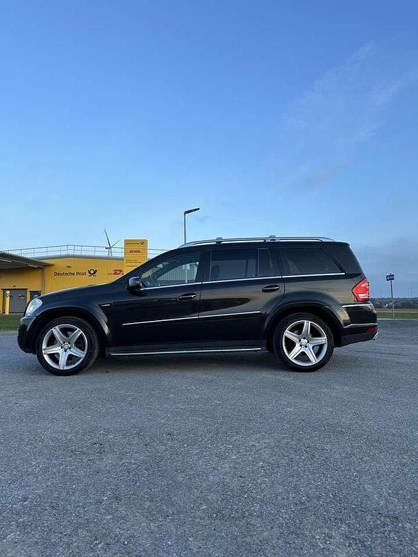 Gebraucht Mercedes GL350 224 PS (164 kW) 2011 Braun SUV